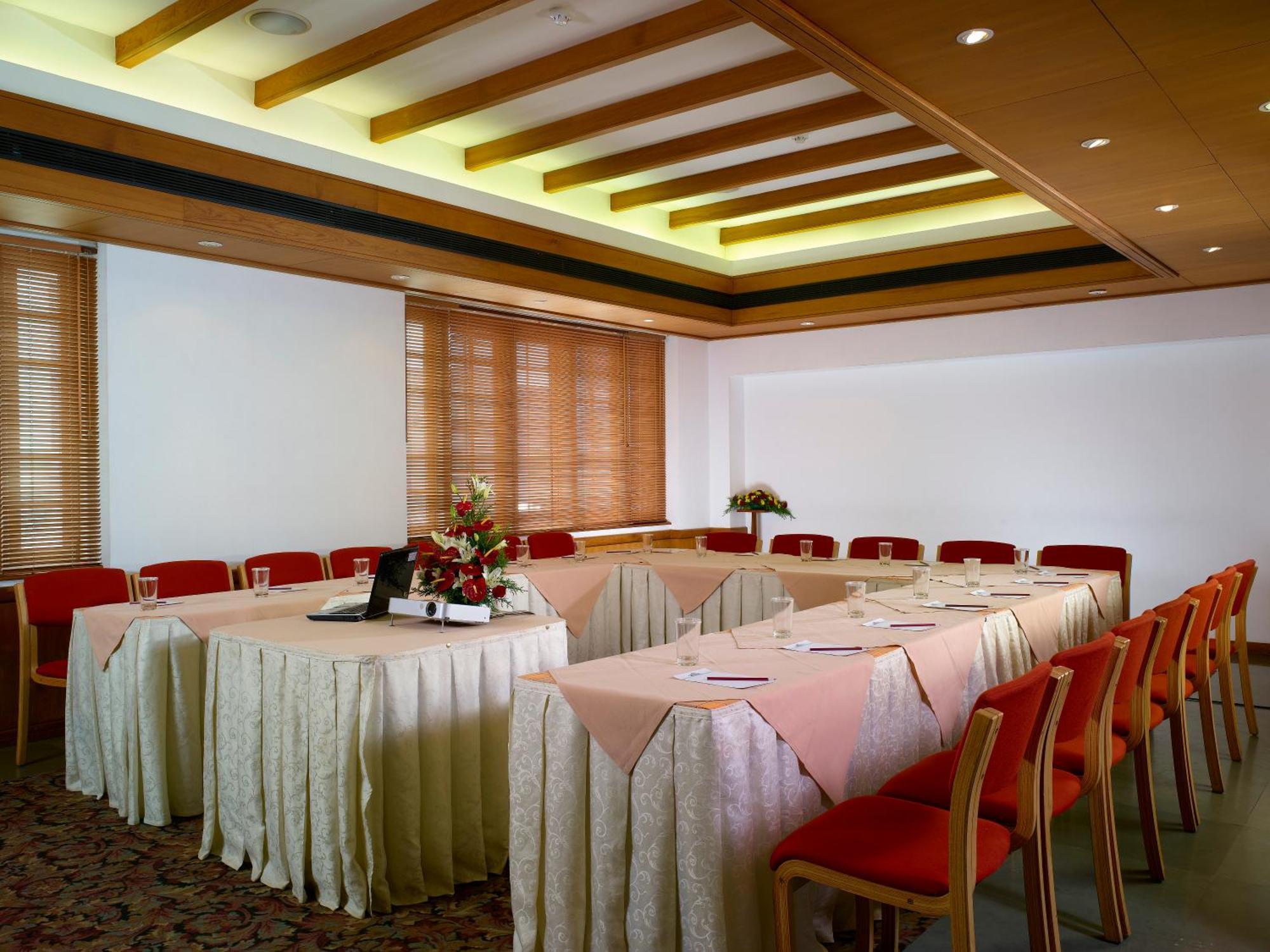 Grand Hotel Kochi Esterno foto