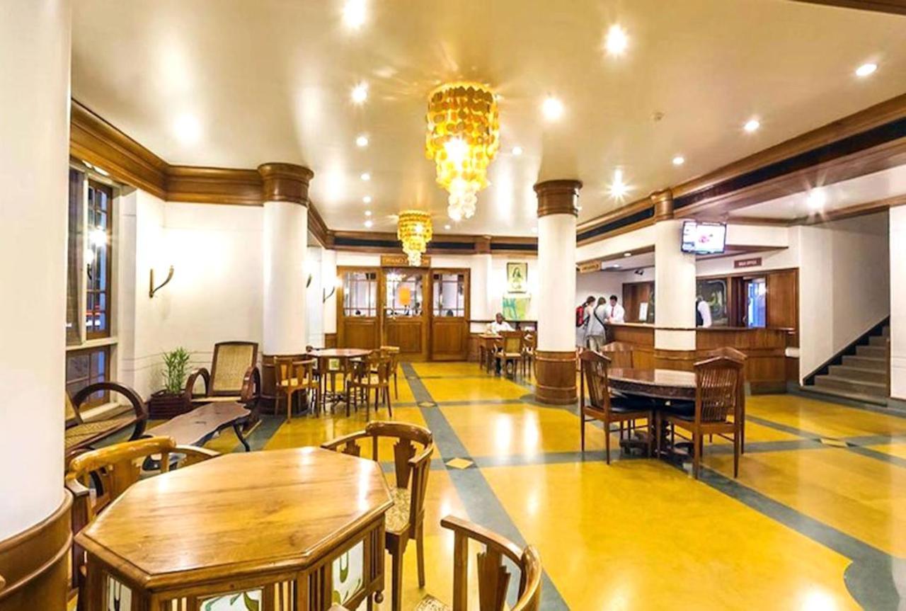 Grand Hotel Kochi Esterno foto